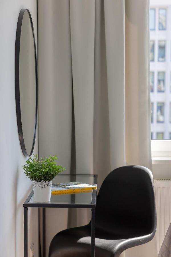 Amazing Spacious In Center By Renters Warsaw